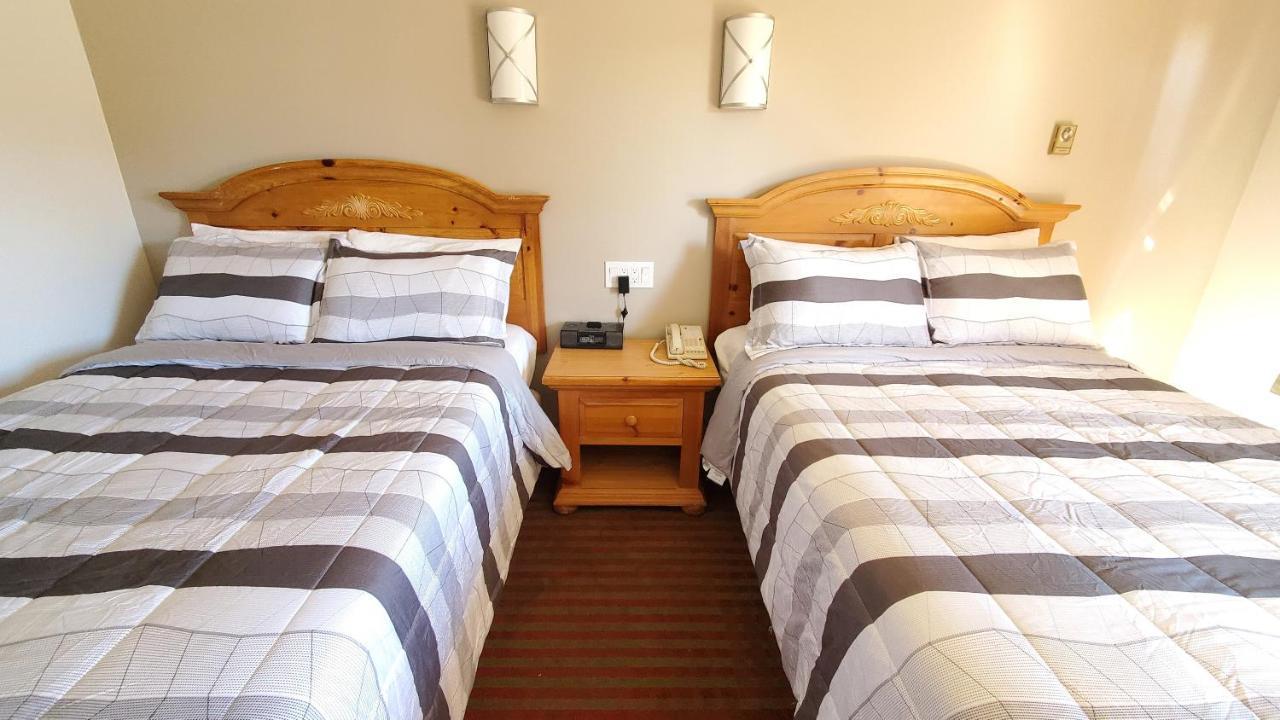 Knights Inn Colonial Fireside Inn Pembroke Exteriér fotografie