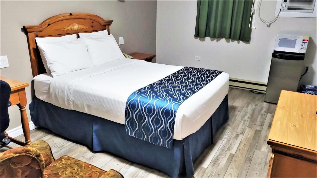 Knights Inn Colonial Fireside Inn Pembroke Exteriér fotografie