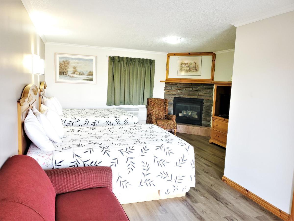Knights Inn Colonial Fireside Inn Pembroke Exteriér fotografie