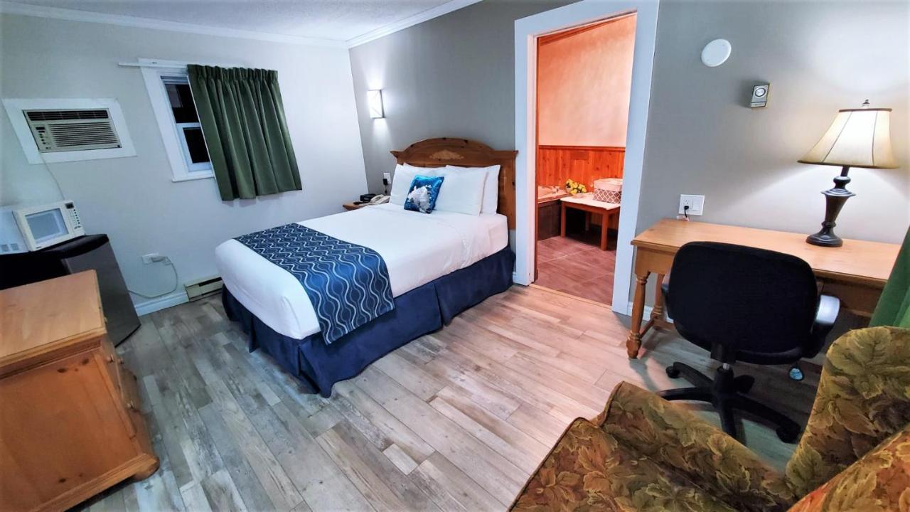 Knights Inn Colonial Fireside Inn Pembroke Exteriér fotografie